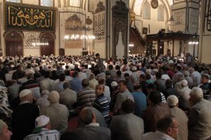Bursa Ulucami Ramazan'ın ilk Cuma'sında doldu taştı!