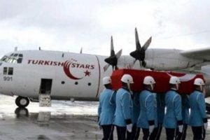 Demirel T&uuml;rk Yıldızları ile taşındı