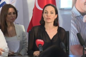 Angelina Jolie'den Mardin'de basın a&ccedil;ıklaması