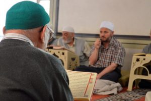 Ulu şehrin "Ulu" caminde mukabele ziyafeti