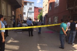 Bursa'da yola atlayan &ccedil;ocuk hayatını kaybetti