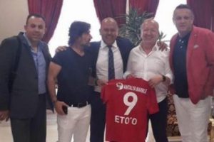 Bakan u&ccedil;ak tahsis etti Eto'o seferi başladı!