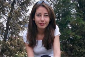 Liseli kız, karne g&uuml;n&uuml; ka&ccedil;ırıldı iddiası