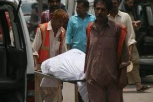 Pakistan'da aşırı sıcaklar 257 can aldı