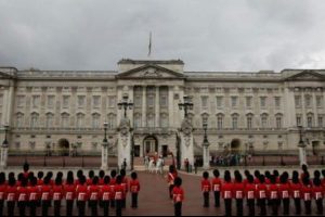 Buckingham Sarayı'nın restorasyon masrafı 150 milyon sterlin