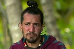 Survivor'dan elenen Doğukan, Hakan'ı topa tuttu...