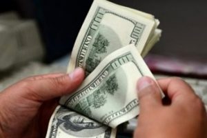 Dolar 2,68'in altında