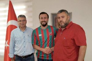 Karşıyaka &Ccedil;ağlar'la 2 yıllık s&ouml;zleşme imzaladı