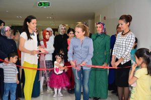 Bursa'da Sosyal Yaşam Merkezi'nde sergi heyecanı