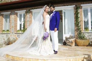 Ebru Yaşar evlendi...