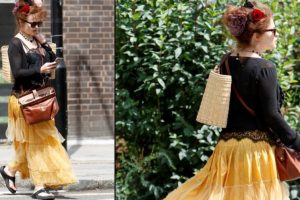 Helena Bonham Carter'in ilgi&ccedil; kıyafeti...