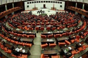 &Uuml;nl&uuml; isimlerden siyasi partilere &ccedil;ağrı