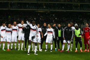 Beşiktaşlı futbolcular sağlık kontrol&uuml;nden ge&ccedil;ti