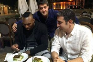 NBA oyuncusu T&uuml;rkiye'de tatil yapyor