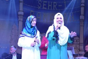 Bursalılara İkbal G&uuml;rpınar ile Ramazan s&ouml;yleşisi