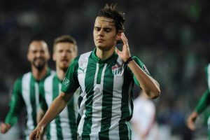 Manchester City Enes'i kiralayacak