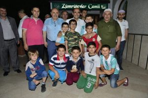 Başkan Edebali'nin mahalle ziyaretleri s&uuml;r&uuml;yor