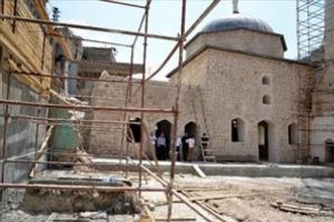 Cami restorasyonunda tarih &ccedil;ıktı
