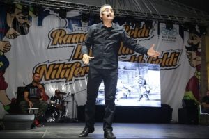 Bursa Nil&uuml;fer Ramazan Sokağın'da Sunay Akın ve Cihan Yıldız coşkusu