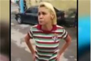 Polise r&uuml;şvet ile gelen kadın kamerada