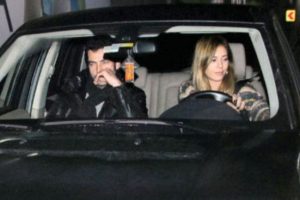 Sinem Kobal ile Kenan İmirzalıoğlu el ele...