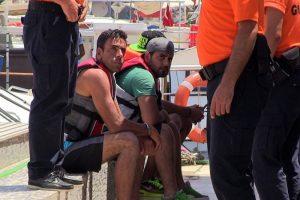 Jet ski ile g&ouml;&ccedil;men ka&ccedil;ak&ccedil;ılığı iddiası!