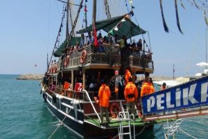 Side a&ccedil;ıklarında 362 m&uuml;lteci yakalandı