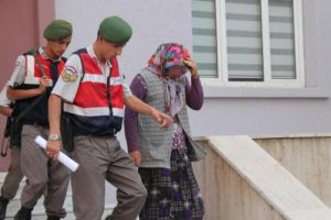 Sevgilisi yerine kocasına 'Nerdesin aşkım' diye mesaj atınca...