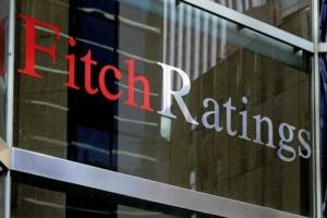 Fitch'den Yunanistan'a bir şok daha!