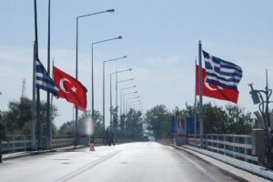Yunanistan B&uuml;y&uuml;kel&ccedil;isi Kyriakos Loukakis: Vize sorunu &ccedil;&ouml;z&uuml;ld&uuml;