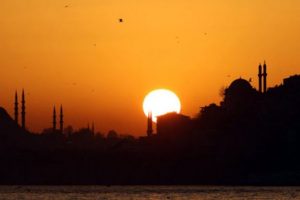 1 saat fazla mı oru&ccedil; tutuyoruz?