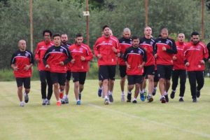 Kardemir Karab&uuml;kspor gen&ccedil;lerle kampa girdi