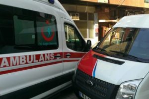 Bursa'da hatalı parklar ambulanslara engel oluyor