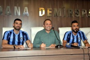 Adana Demirspor Emrullah ve Uğur'la 1'er yıllık s&ouml;zleşme imzaladı