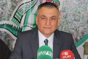 Bursaspor &Ccedil;alıştayı'ndan &ccedil;ıkan sonu&ccedil;: "Başarı s&uuml;rd&uuml;r&uuml;lebilir"