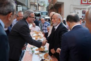 Bursa Valisi'nden enderun usul&uuml; teravih