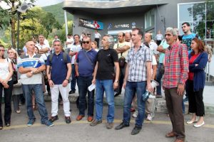 Bursa'da skandal! Dernek y&ouml;netim kurulu &uuml;yesine ulaşım engeli iddiası