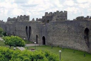 Diyarbakır Surları ve Hevsel Bah&ccedil;eleri UNESCO D&uuml;nya K&uuml;lt&uuml;r Mirası listesine girdi