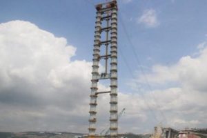 İstanbul-İzmir arasını 3 saate d&uuml;ş&uuml;recek projede en ağır par&ccedil;a takılıyor