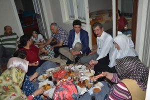 CHP Bursa milletvekili bir aileye konuk oldu