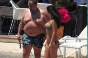 Kilolarıyla başı b&uuml;y&uuml;k dertte...