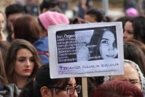 "&Ouml;zgecan yasası" teklifi Meclis Başkanlığı'na sunuldu