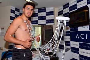 Bursaspor'da sağlık kontrol&uuml; devam etti