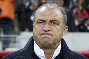 'Fatih Terim' haberi y&uuml;z&uuml;nden kovulan gazeteciye meslektaşlarından destek!