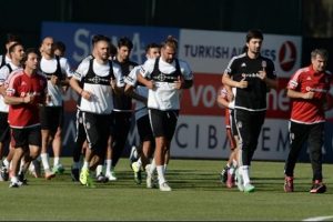 Beşiktaş'ta yeni sezon hazırlıkları devam ediyor