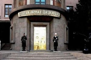 Osmaniye ve Diyarbakır'da askere saldırı