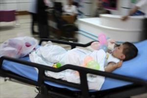 5. kattan d&uuml;şen &ccedil;ocuğun inanılmaz kurtuluşu