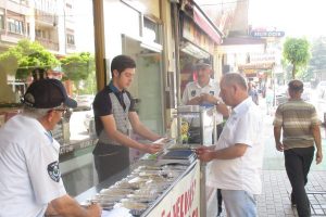 Bursa'da Ramazan tatlıcılarına denetim