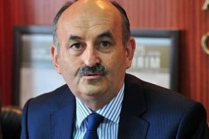 M&uuml;ezzinoğlu: "Bayramdan &ouml;nce h&uuml;k&uuml;met kurulmaz"&nbsp;