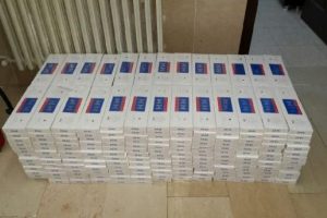 Bursa'da bin 200 paket ka&ccedil;ak sigara ele ge&ccedil;irildi